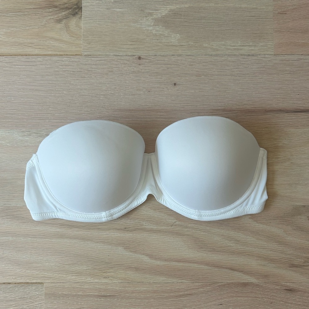 NWOT PINK Victoria’s Secret Strapless Push-Up Bra with Removable Straps